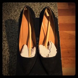 J crew suede heeled pump